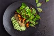 Plant-Based Diet (Image via Getty Images/ istetiana)